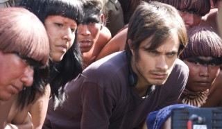 Gael García Bernal in También la lluvia
