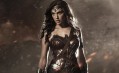 Still of Gal Gadot in Batman v Superman: Dawn of Justice (2016) (c) Still of Gal Gadot in Batman v Superman: Dawn of Justice (2016) (c)