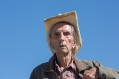 Harry Dean Stantons gegroefde gezicht vertelt meer dan honderd films. Harry Dean Stantons gegroefde gezicht vertelt meer dan honderd films.