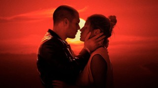 Fran�ois Civil en Ad�le Exarchopoulos in L'amour ouf