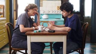 Annette Bening en Lucas Jade Zumann in 20th Century Women