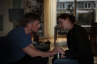 Barry Atsma en Lotte Verbeek in In jouw naam
