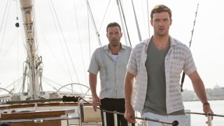 Ben Affleck en Justin Timberlake in Runner, Runner