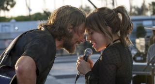 Bradley Cooper en Lady Gaga in A Star Is Born