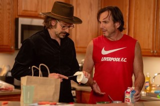 Bradley Cooper en Will Arnett in Is This Thing On?