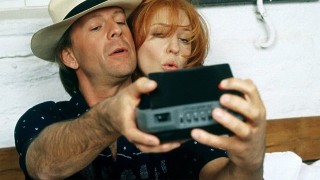 Bruce Willis en Cate Blanchett in Bandits