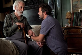 Christopher Lee en Jeffrey Dean Morgan in The Resident