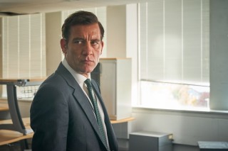 Clive Owen in The Informer
