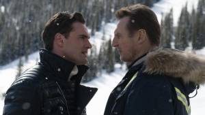Cold Pursuit: Tom Bateman (Viking) en Liam Neeson (Nels) Cold Pursuit: Tom Bateman (Viking) en Liam Neeson (Nels)
