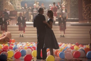 Daniel Day-Lewis en Vicky Krieps in Phantom Thread