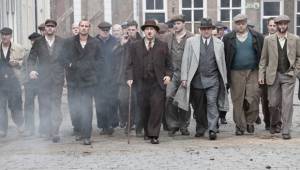De Bende van Oss: Benja Bruijning (Jan), Matthias Schoenaerts (Ties van Heesch), Marcel Musters (Wim de Kuyper) en Frank Lammers (Harry den Brock) De Bende van Oss: Benja Bruijning (Jan), Matthias Schoenaerts (Ties van Heesch), Marcel Musters (Wim de Kuyper) en Frank Lammers (Harry den Brock)