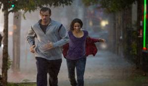 Disconnect: Alexander Skarsgård (Derek Hull) en Paula Patton (Cindy Hull) Disconnect: Alexander Skarsgård (Derek Hull) en Paula Patton (Cindy Hull)