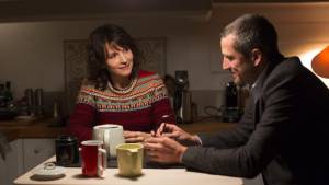 Doubles vies: Juliette Binoche (Selena) en Guillaume Canet (Alain) Doubles vies: Juliette Binoche (Selena) en Guillaume Canet (Alain)