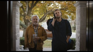 Dustin Hoffman en Leo Woodall in Tuner
