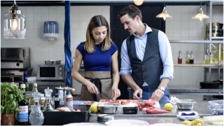 Georgina Verbaan en Egbert Jan Weeber in Brasserie Valentijn