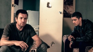 Ewan McGregor en Brenton Thwaites in Son of a Gun