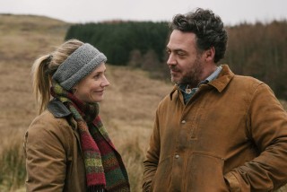 Anniek Pheifer en Fedja van Huêt in All You Need Is Love