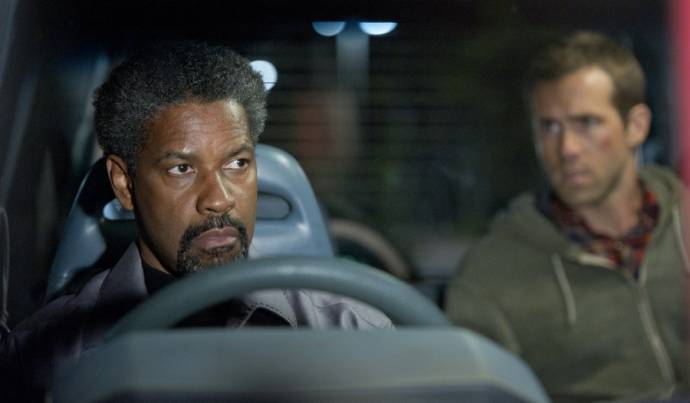 Denzel Washington (Tobin Frost) en Ryan Reynolds (Matt Weston) in Safe House