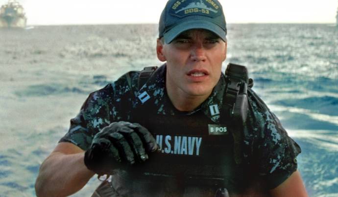 Taylor Kitsch (Alex Hopper) in Men's Night: Battleship