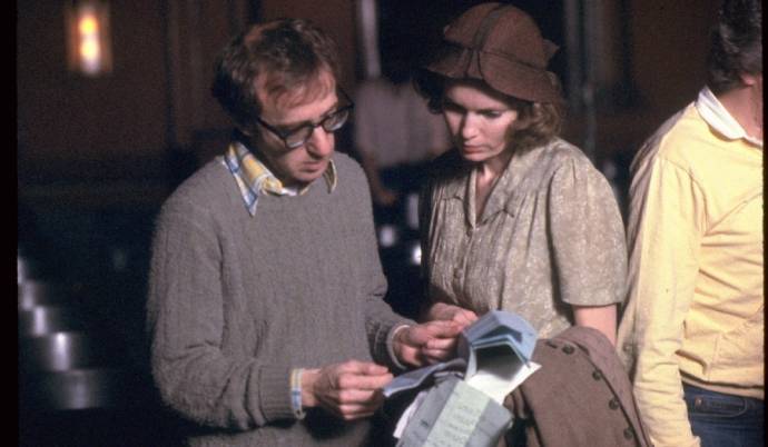 Woody Allen (Zichzelf) en Letty Aronson (Zichzelf - Sister of Woody Allen)