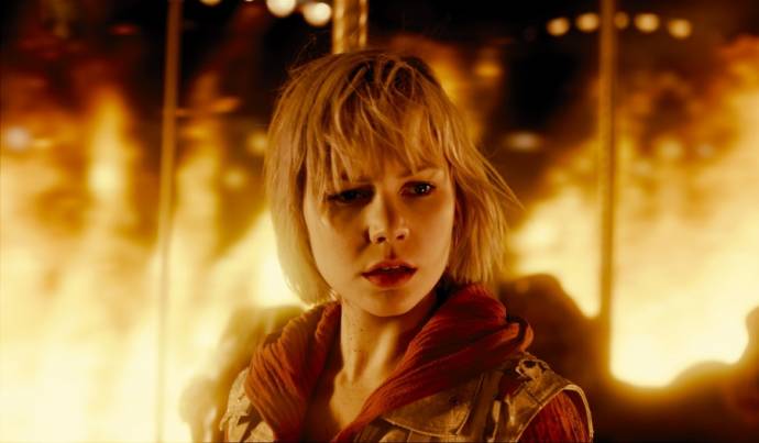 Adelaide Clemens (Heather Mason) in Silent Hill: Revelation