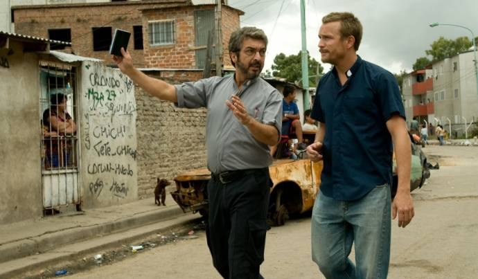 Ricardo Darín (Julián) en Jérémie Renier (Nicolás (as Jeremie Renier)) in Elefante blanco