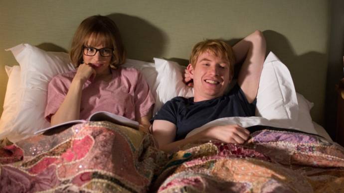 Rachel McAdams (Mary) en Domhnall Gleeson (Tim)