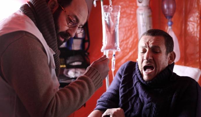 Kad Merad (Dr. Dimitri Zvenka) en Dany Boon (Romain Faubert) in Supercondriaque