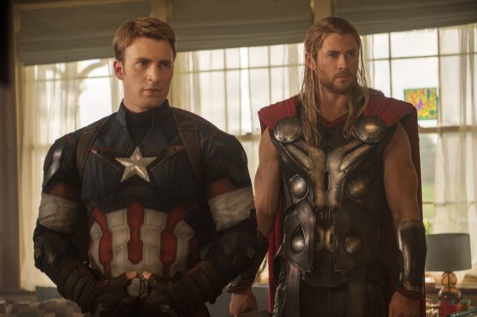 Chris Evans (Steve Rogers / Captain America) en Chris Hemsworth (Thor) in Avengers Marathon 3D