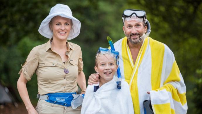 Marcel Musters (Vader Bo), Teun Stokkel (Bo) en Katrien van Beurden (Moeder Bo) in Kidnep