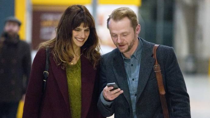 Lake Bell (Nancy) en Simon Pegg (Jack) in Man Up