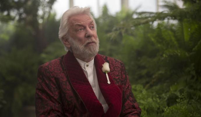 Donald Sutherland (President Snow)