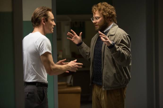 Michael Fassbender (Steve Jobs) en Seth Rogen (Steve Wozniak)