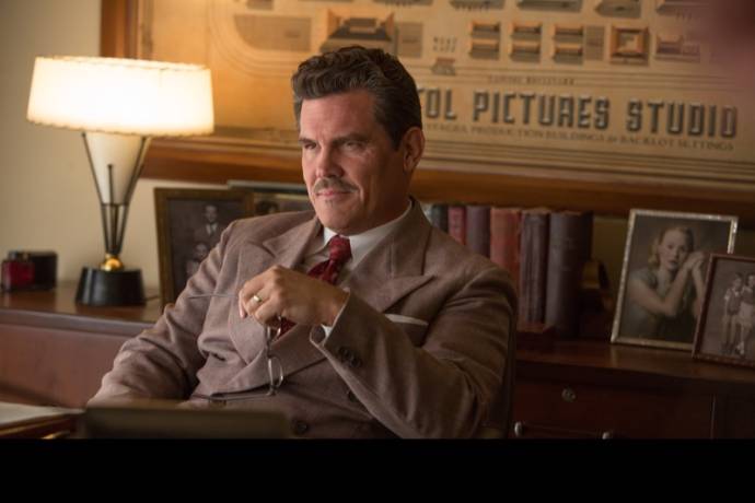 Josh Brolin (Eddie Mannix)