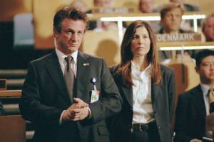 Sean Penn en Catherine Keener als haar partner, agente Dot Woods.