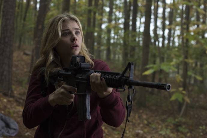 Chloë Grace Moretz (Cassie Sullivan) in The 5th Wave