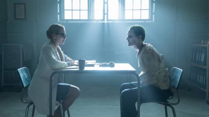 Margot Robbie (Dr. Harleen F. Quinzel / Harley Quinn) en Jared Leto (The Joker) in Suicide Squad 3D