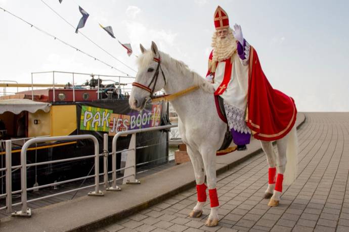De Club van Sinterklaas & Geblaf op de Pakjesboot filmstill