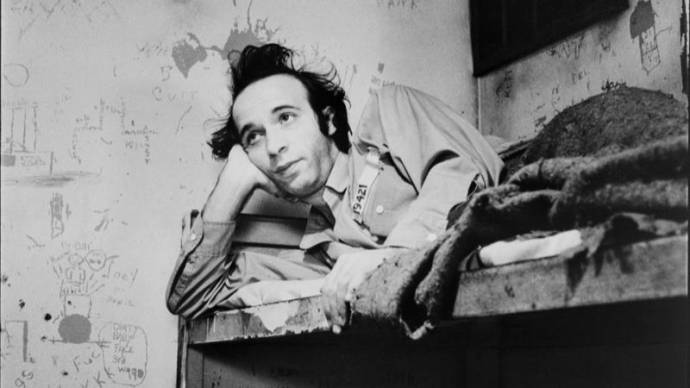 Roberto Benigni (Roberto)