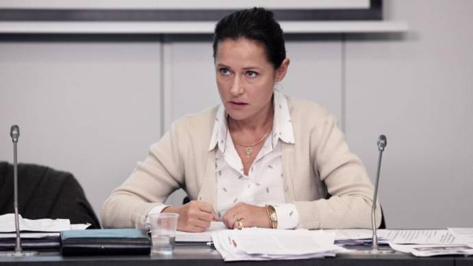 Sidse Babett Knudsen (Irne Frachon)