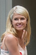 Sarah Wright in American Made