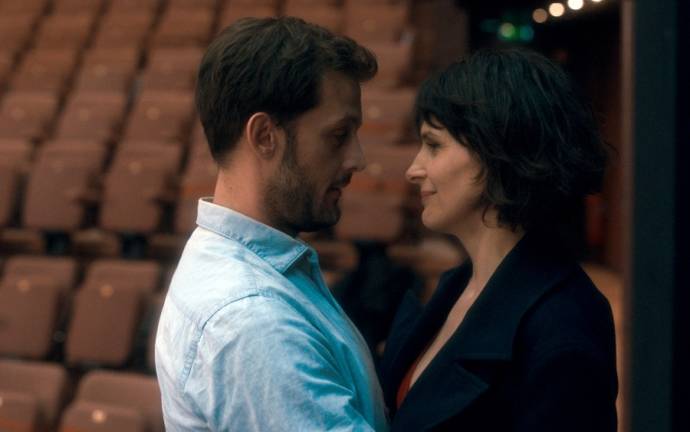 Nicolas Duvauchelle (L'acteur) en Juliette Binoche (Isabelle)