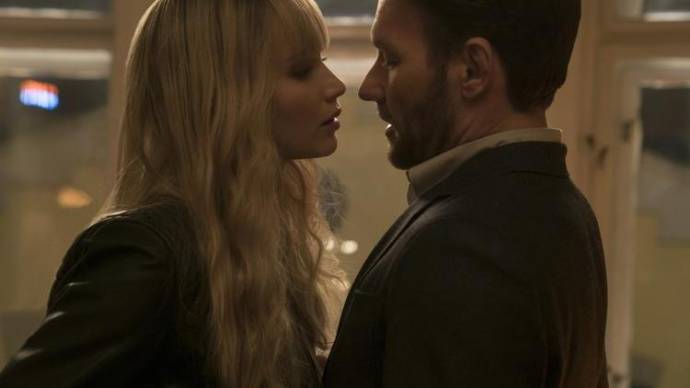 Jennifer Lawrence (Dominika Egorova) en Joel Edgerton (Nathaniel Nash) in Red Sparrow