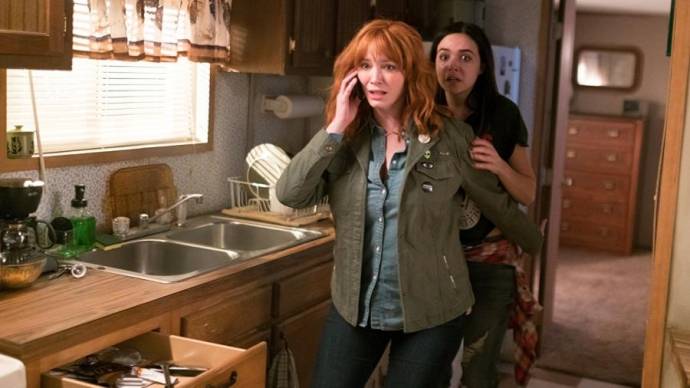 Christina Hendricks en Bailee Madison