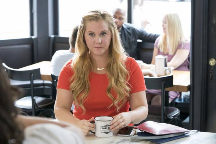 Amy Schumer (Renee Barrett) in Ladies Night: I Feel Pretty