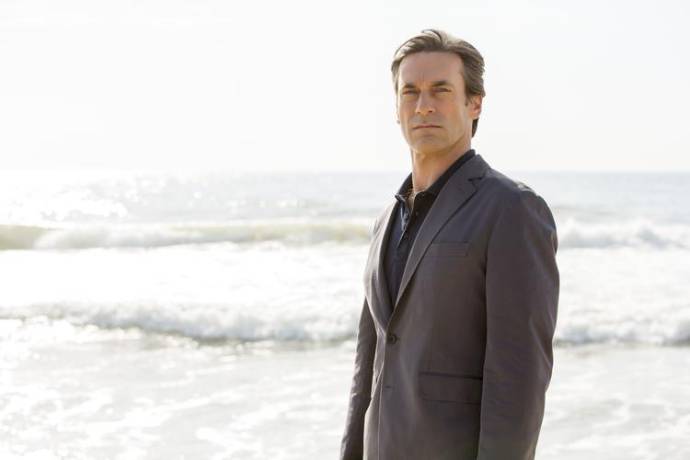 Jon Hamm (Walter)