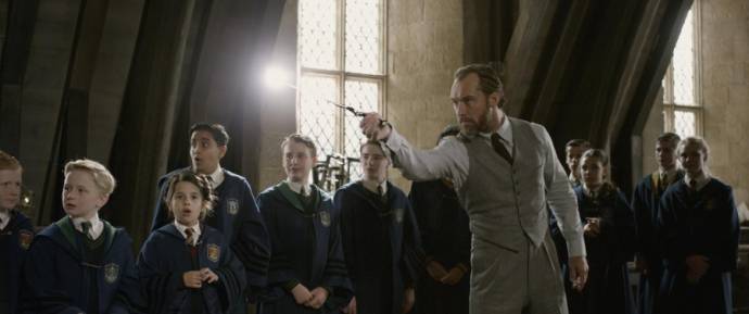 Jude Law (Albus Dumbledore) in Fantastic Beasts Marathon 3D