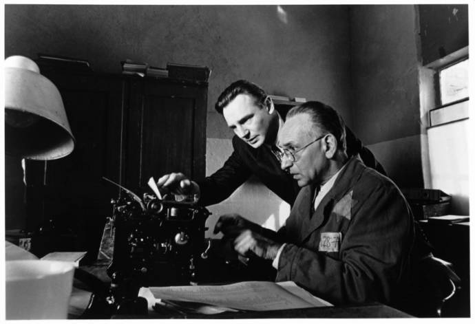 Liam Neeson (Oskar Schindler) en Ben Kingsley (Itzhak Stern) in Schindler's List