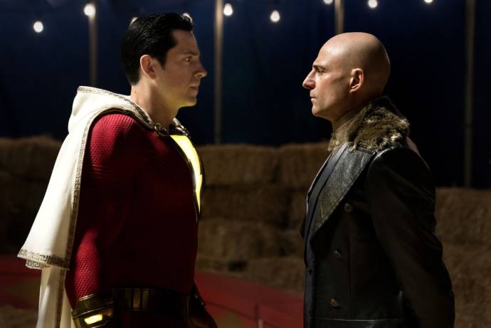 Zachary Levi (Shazam) en Mark Strong (Dr. Thaddeus Sivana)