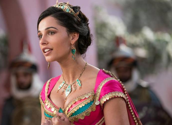 Naomi Scott (Jasmine) in Aladdin (NL)